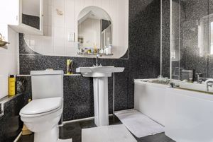 Photo 20- click for photo gallery